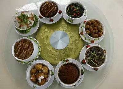 新沂八大碗最新版，小巷中的美食秘境探索