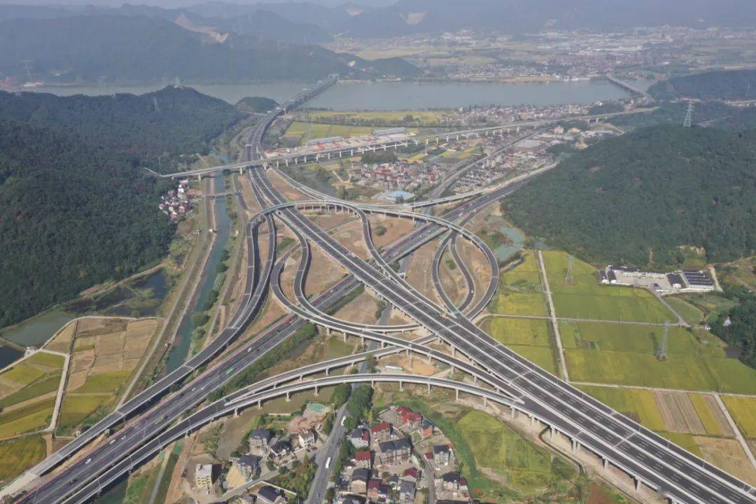 廣大復(fù)線啟程，自然美景的治愈之旅探索最新動(dòng)態(tài)